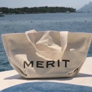 Merit Large Tote